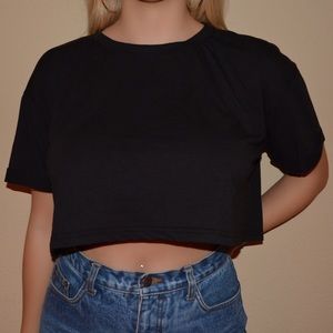 MISSGUIDED BLACK/WHITE CROP TEE